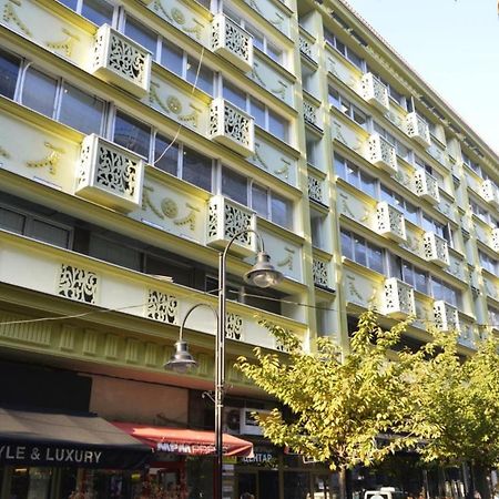 Room In Guest Room - Hotel Square Skopje Macedonia Exterior foto